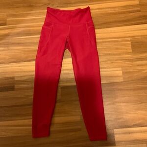 Women’s Red Old Navy Elevate Legging Preowned